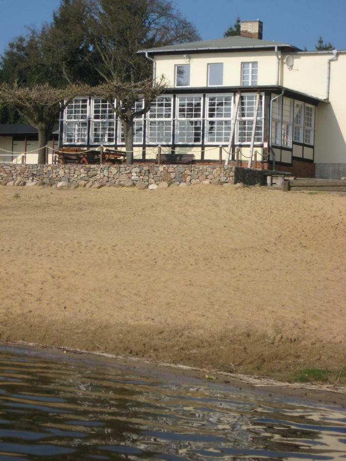 Schloss-Und Seeblick Apartment Rheinsberg Dış mekan fotoğraf